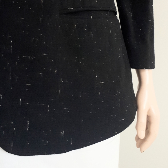 Donna Karan | Wool Crepe Blazer - Picture 6 of 9